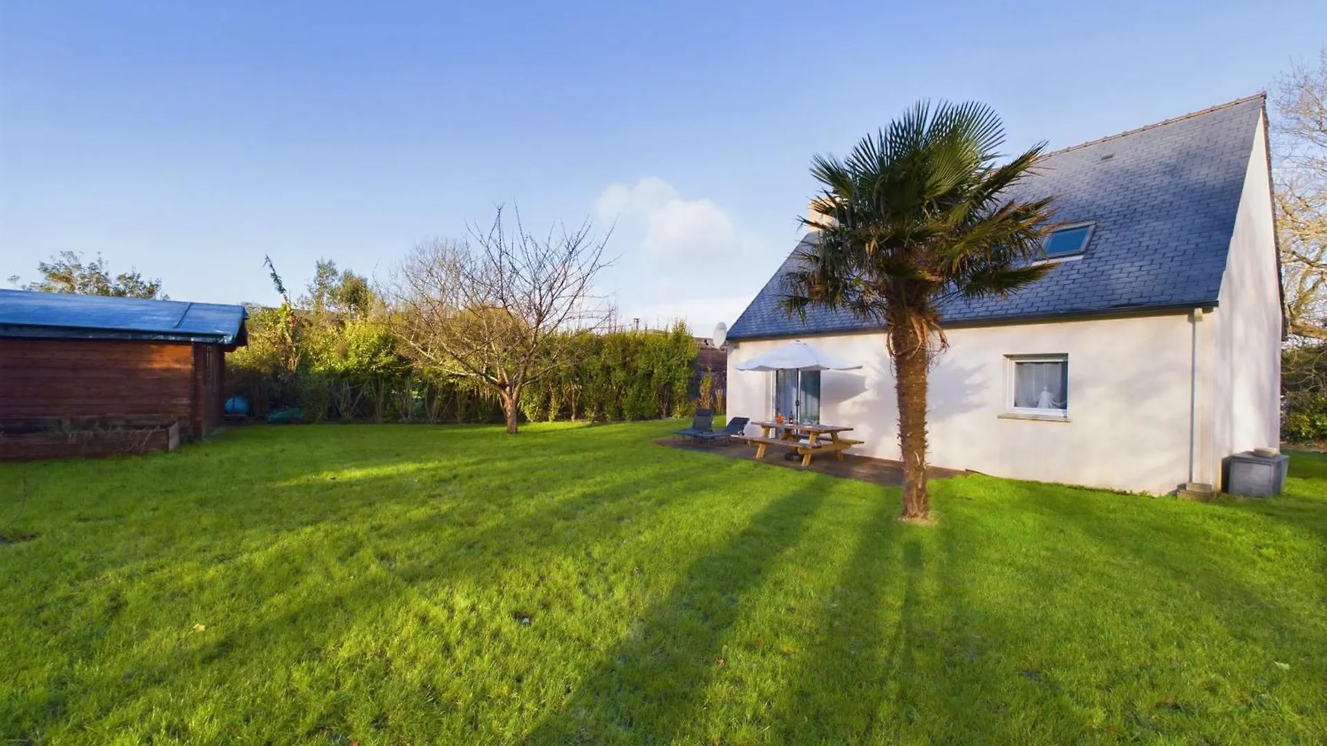 Maison Pour 8 A Plomeur - Grand Jardin France